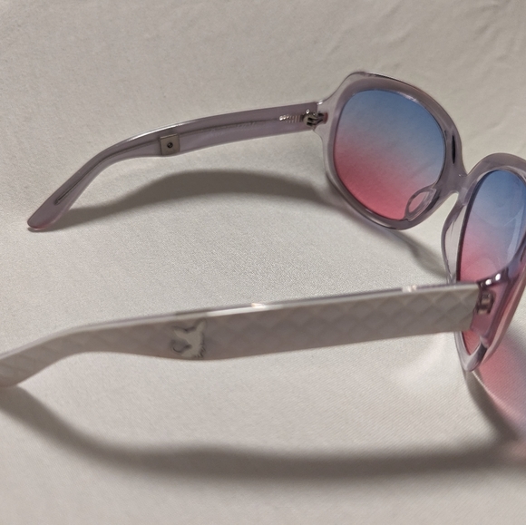 Paris Hilton Style №7 Color C Sunglasses - Picture 4 of 13